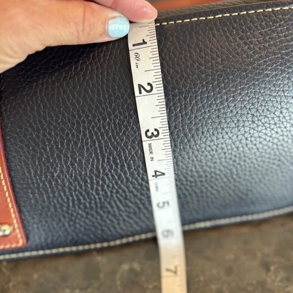 Dooney & Bourke Handbag - Picture 3 of 8